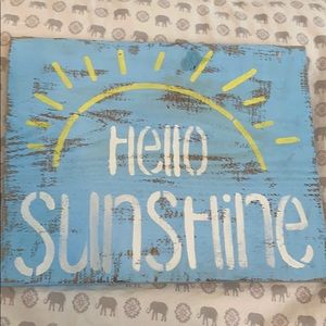 Hello Sunshine room sign